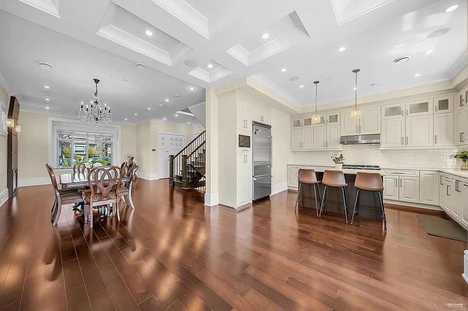 1942 W 42nd Avenue Vancouver, BC - 11