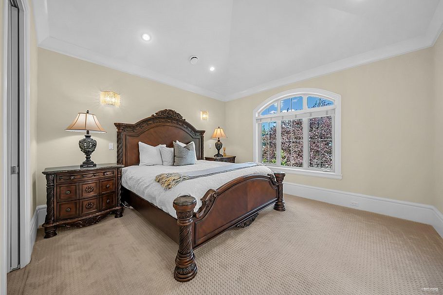 1942 W 42nd Avenue Vancouver, BC - 18