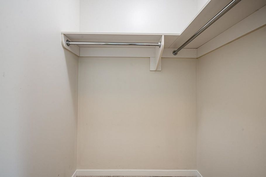 5985 Walter Gage Road Vancouver, BC - 12