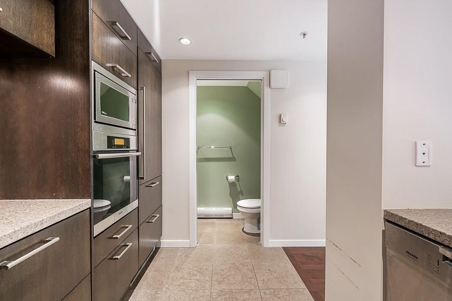 5985 Walter Gage Road Vancouver, BC - 3