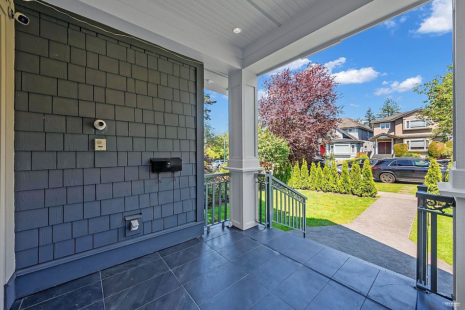 1942 W 42nd Avenue Vancouver, BC - 31