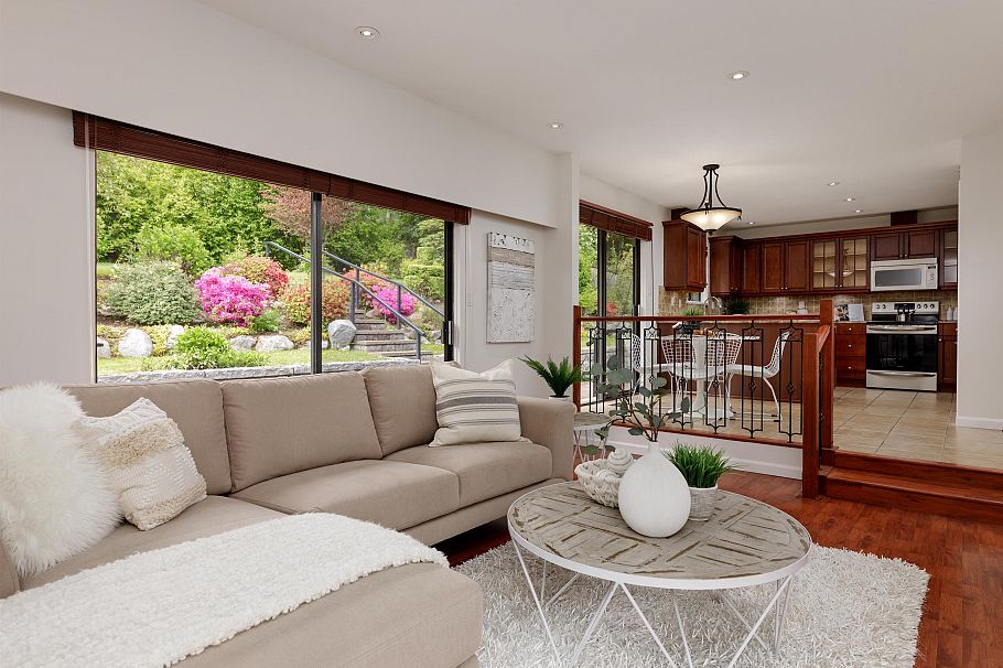 548 E Braemar Road North Vancouver, BC - 10