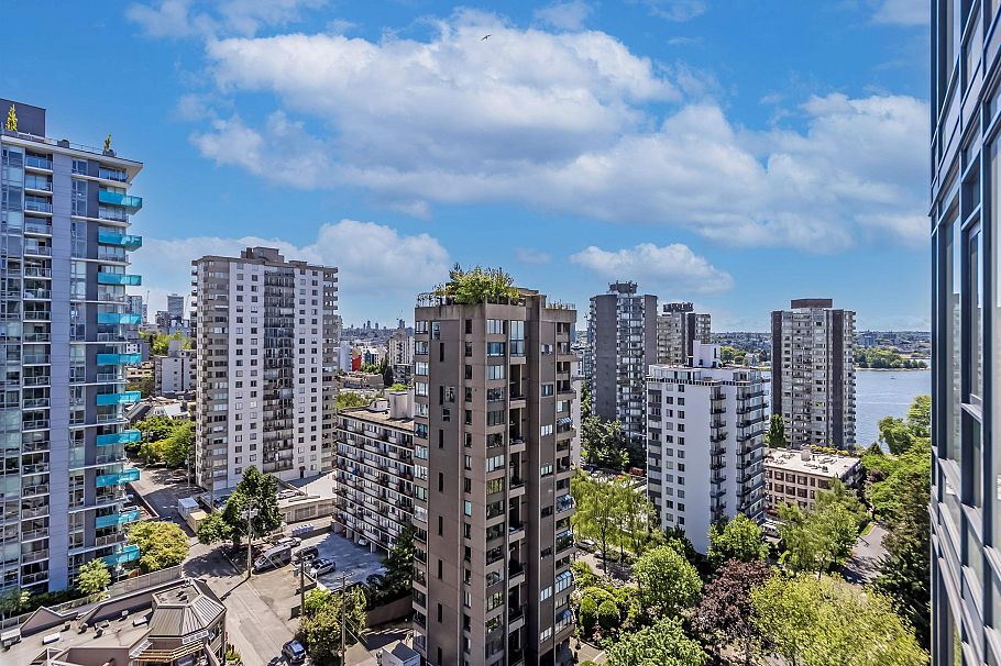 1603 1221 Bidwell Street Vancouver, BC - 2