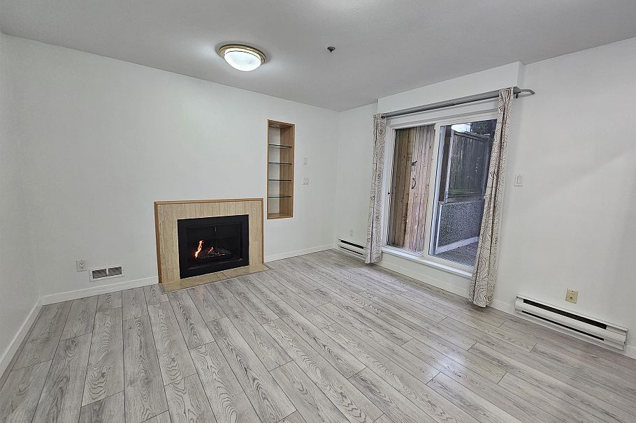 102 1445 W 70th Avenue Vancouver, BC - 4