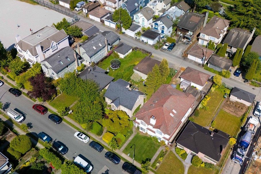 8510 Montcalm Street Vancouver, BC - 23