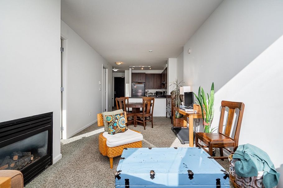 1004 170 W 1st Street North Vancouver, BC - 15