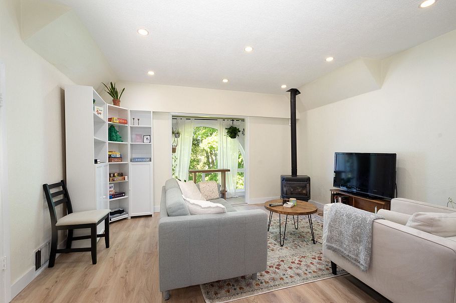 3652 Point Grey Road Vancouver, BC - 14