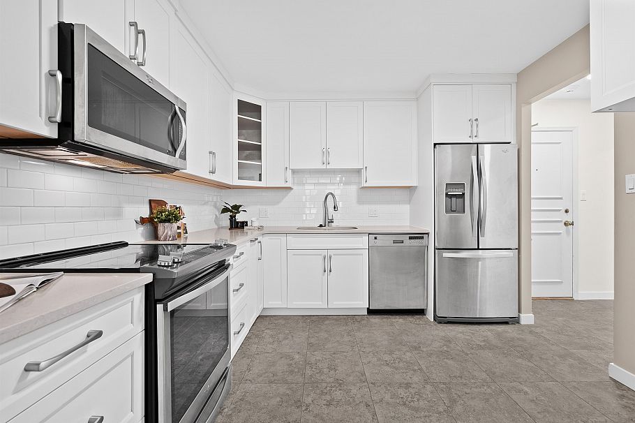 408 518 Moberly Road Vancouver, BC - 4