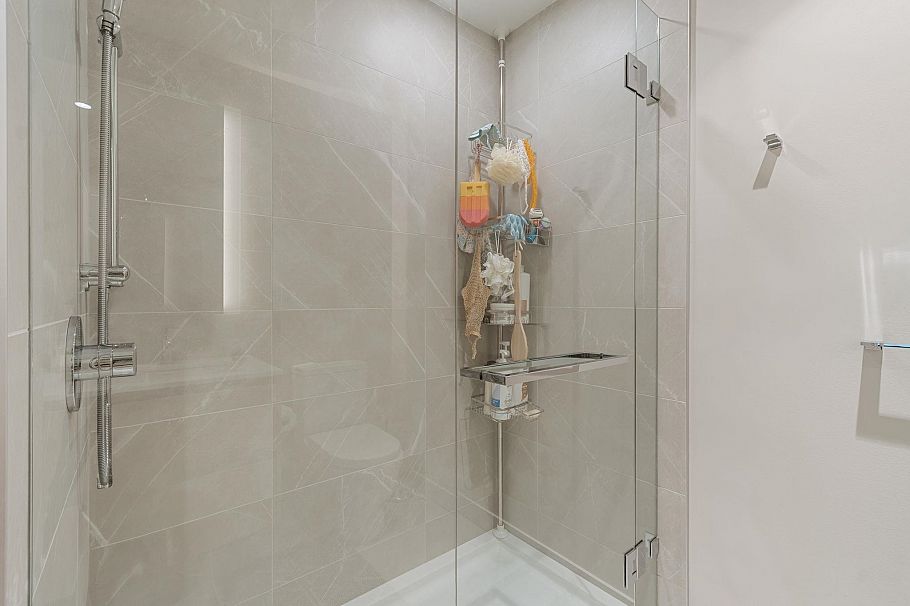 103 1500 Fern Street North Vancouver, BC - 9