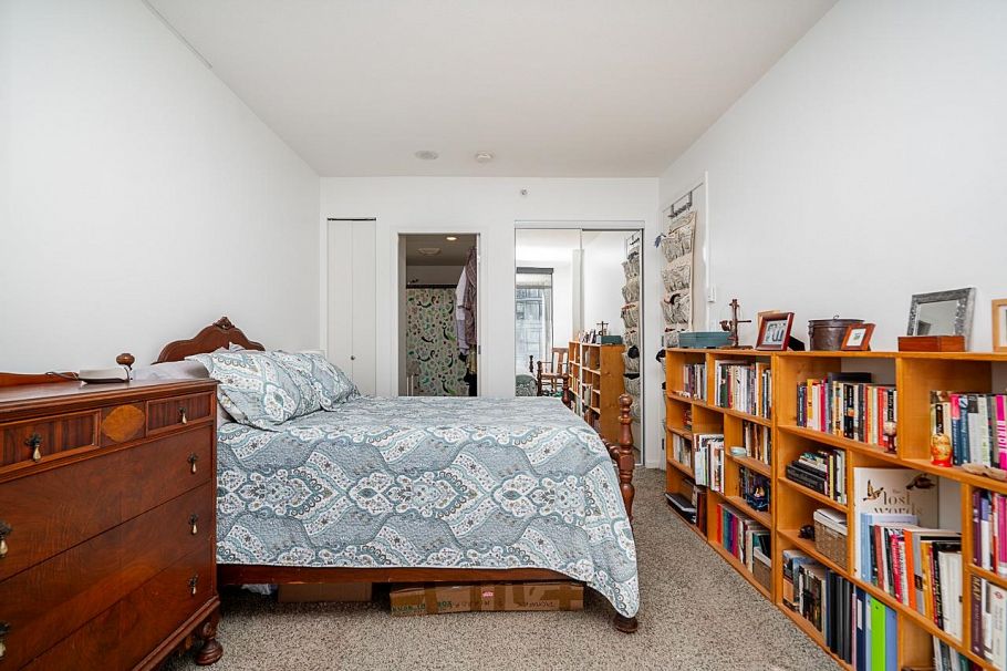 1004 170 W 1st Street North Vancouver, BC - 19