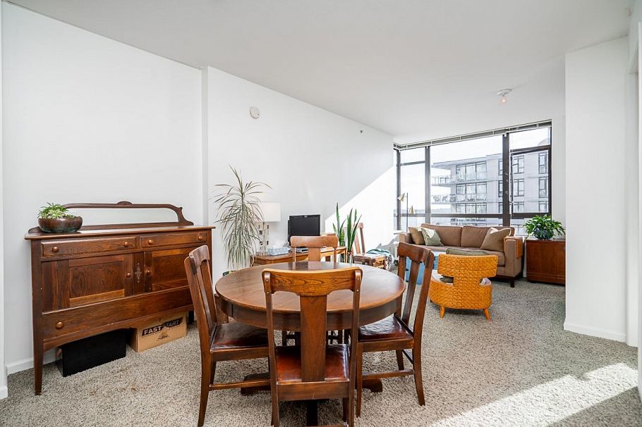 1004 170 W 1st Street North Vancouver, BC - 10