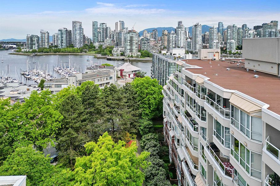 408 518 Moberly Road Vancouver, BC - 34