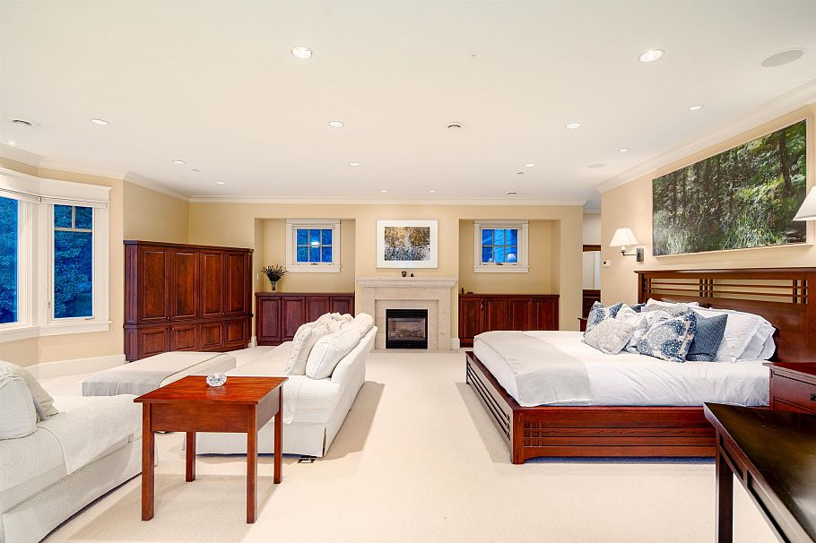 1188 W 55th Avenue Vancouver, BC - 25