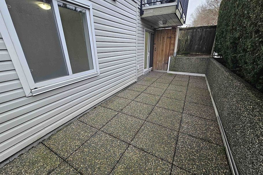 102 1445 W 70th Avenue Vancouver, BC - 14