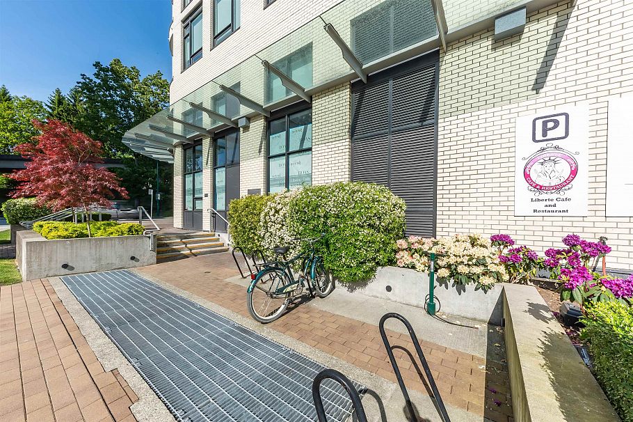 1003 5470 Ormidale Street Vancouver, BC - 8