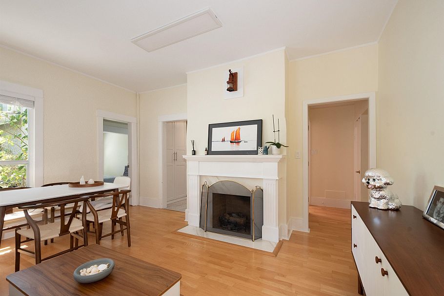 3652 Point Grey Road Vancouver, BC - 4