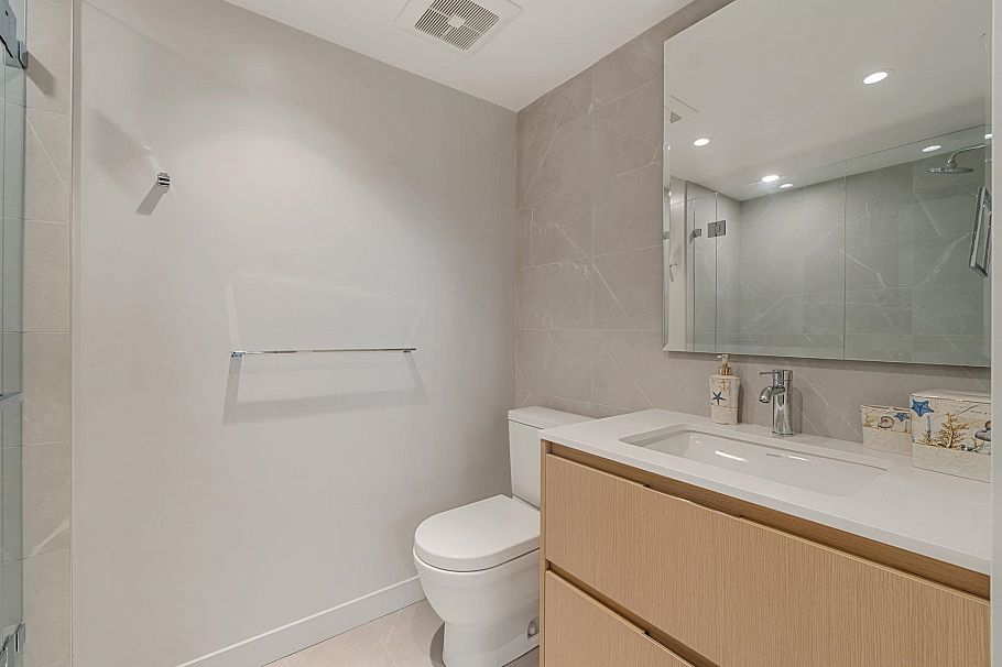 103 1500 Fern Street North Vancouver, BC - 7