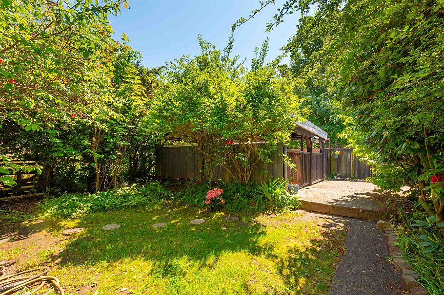 3652 Point Grey Road Vancouver, BC - 25