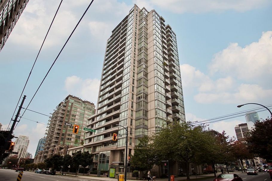 1105 1001 Richards Street Vancouver, BC - 1