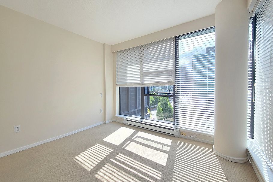 1001 1723 Alberni Street Vancouver, BC - 3