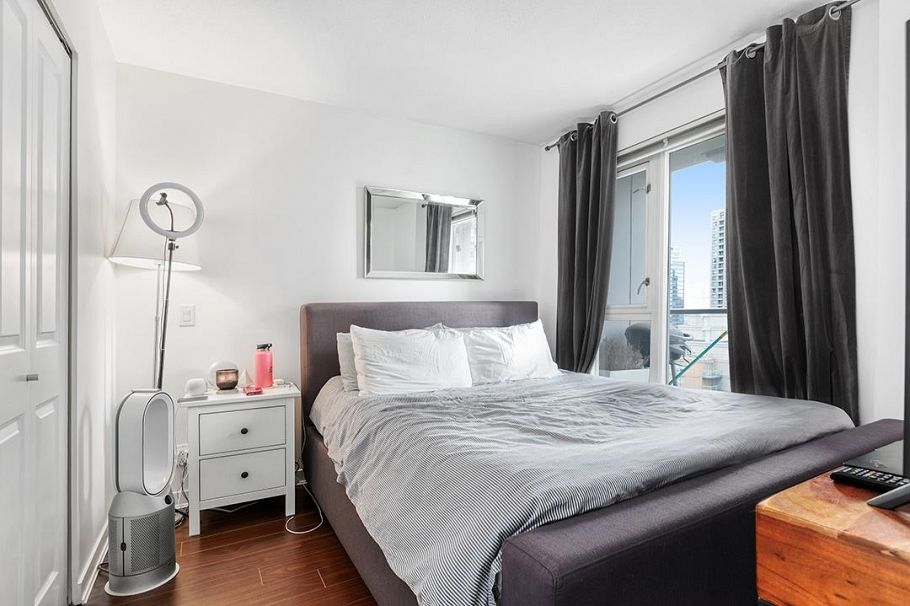 1105 1001 Richards Street Vancouver, BC - 8