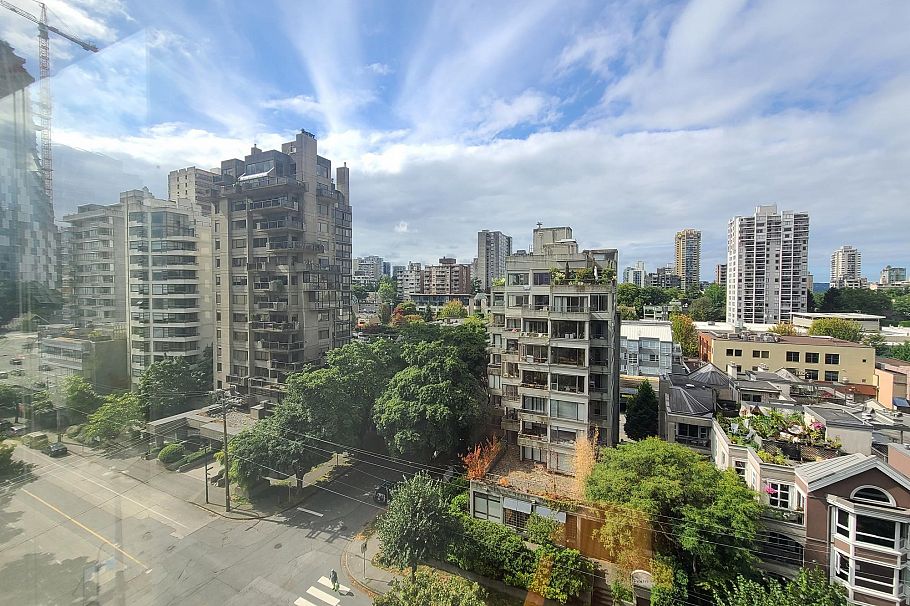 1001 1723 Alberni Street Vancouver, BC - 10