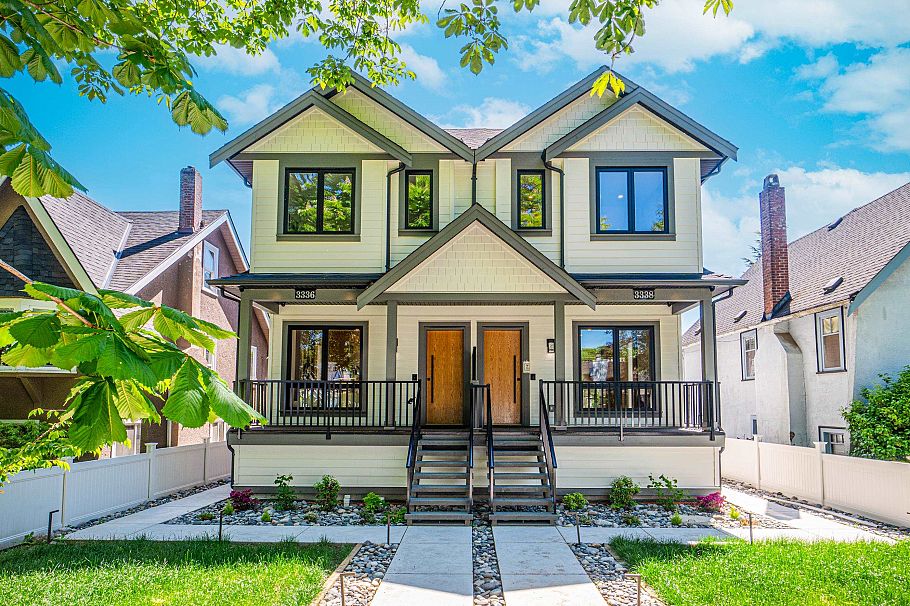 3338 W 14th Avenue Vancouver, BC - 1