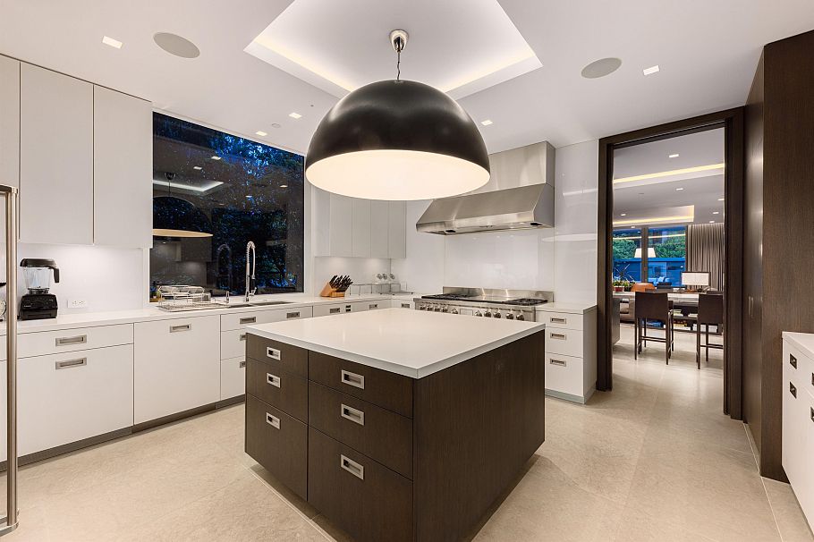 6330 Macdonald Street Vancouver, BC - 24