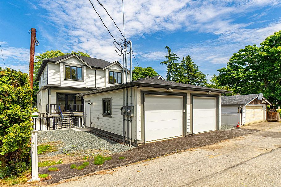 3338 W 14th Avenue Vancouver, BC - 36