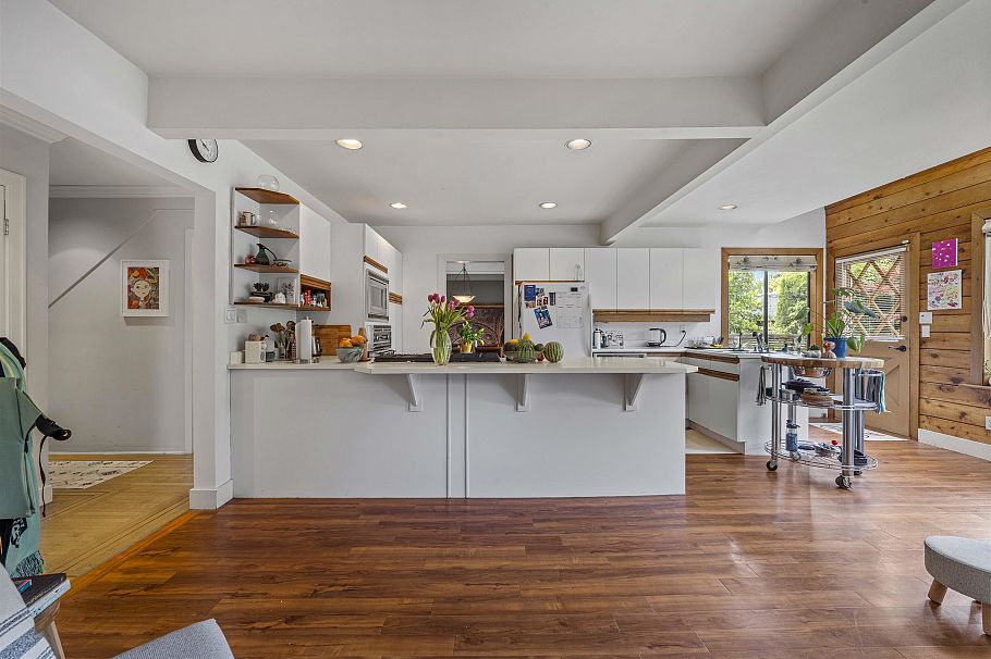 3391 W 32nd Avenue Vancouver, BC - 11