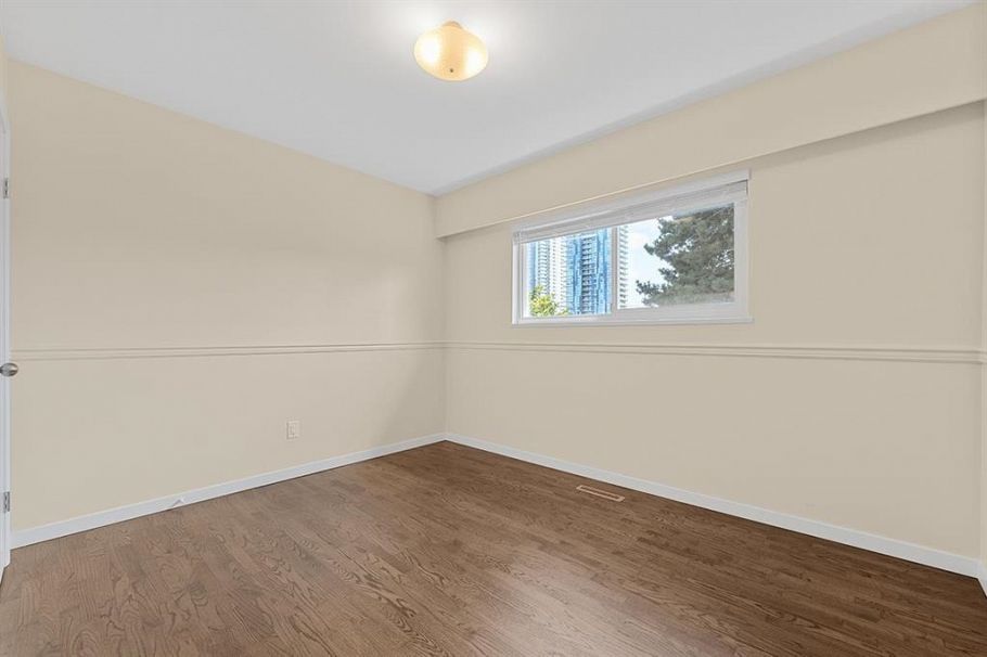 564 64th Street Vancouver, BC - 15