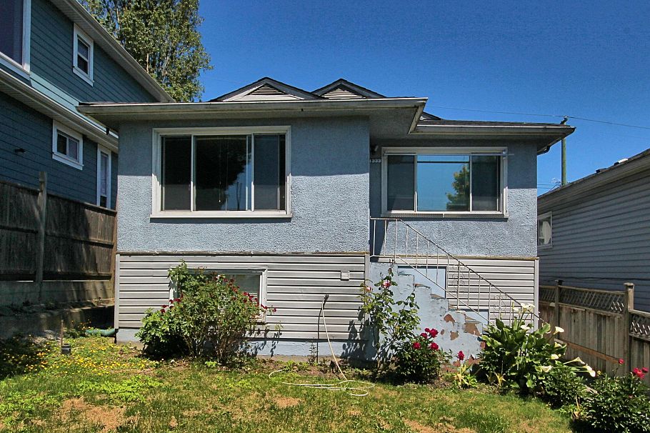 1333 E 41st Avenue Vancouver, BC - 1