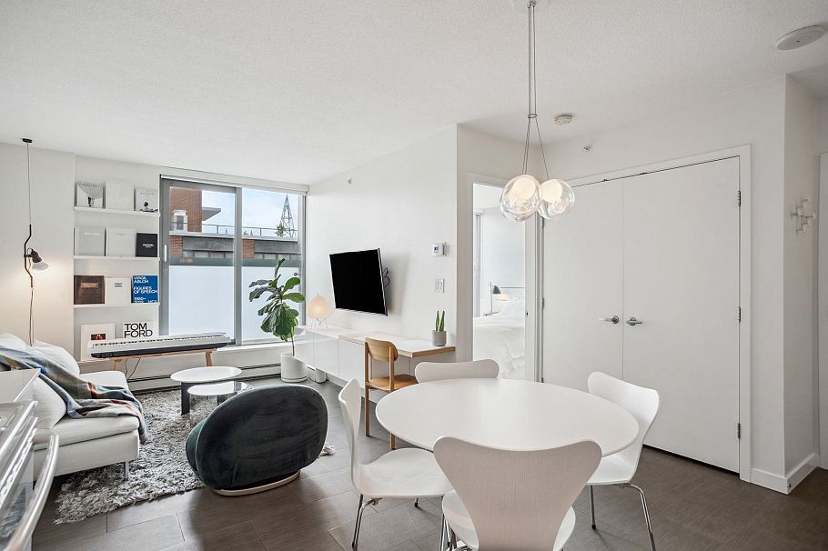 809 66 W Cordova Street Vancouver, BC - 11