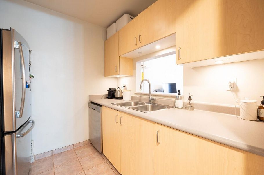 712 1010 Howe Street Vancouver, BC - 13