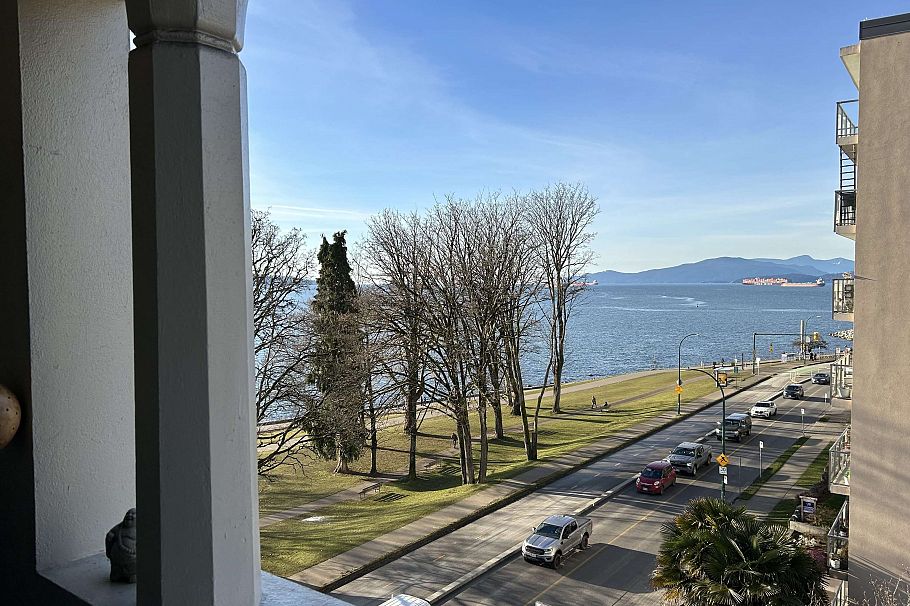 50 1386 Nicola Street Vancouver, BC - 4