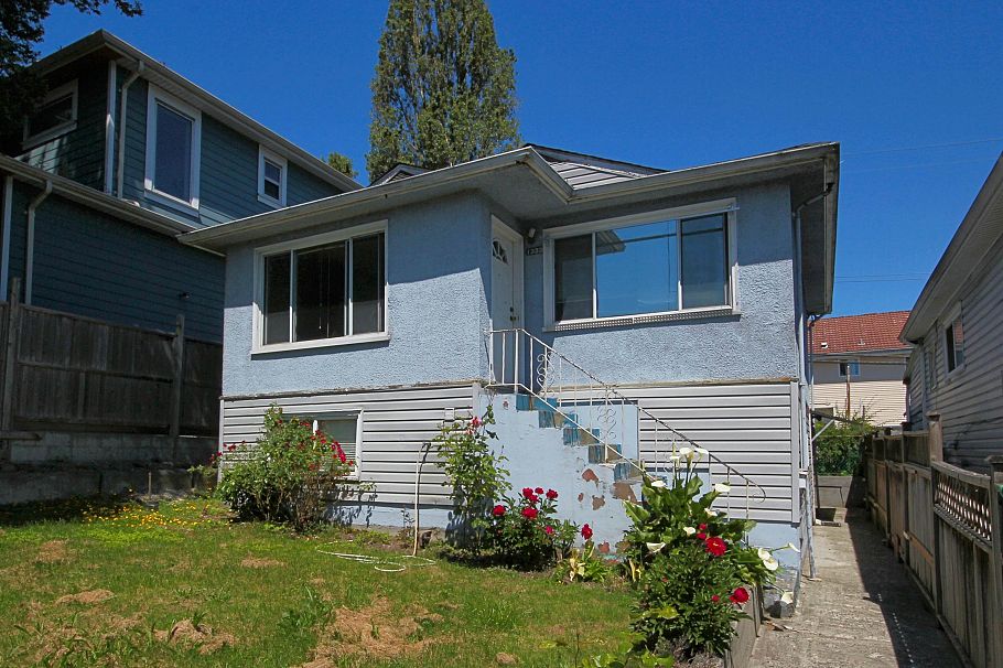 1333 E 41st Avenue Vancouver, BC - 8