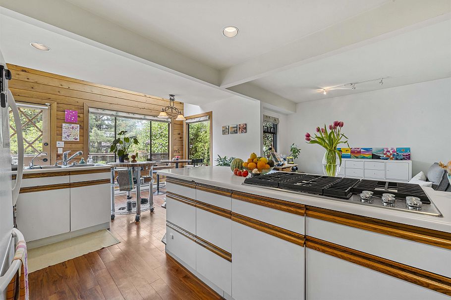 3391 W 32nd Avenue Vancouver, BC - 6