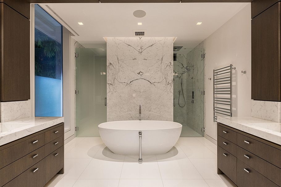 6330 Macdonald Street Vancouver, BC - 30