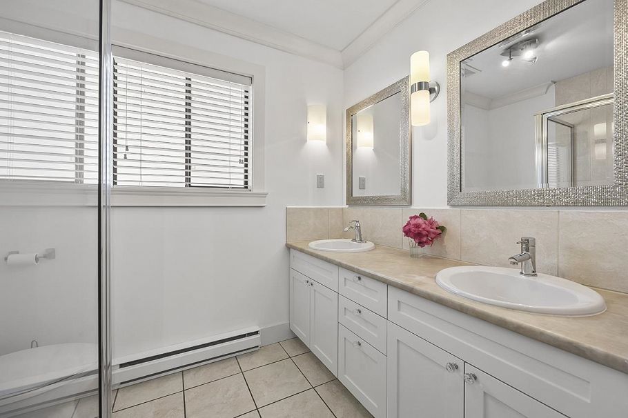 3558 W 32nd Avenue Vancouver, BC - 17