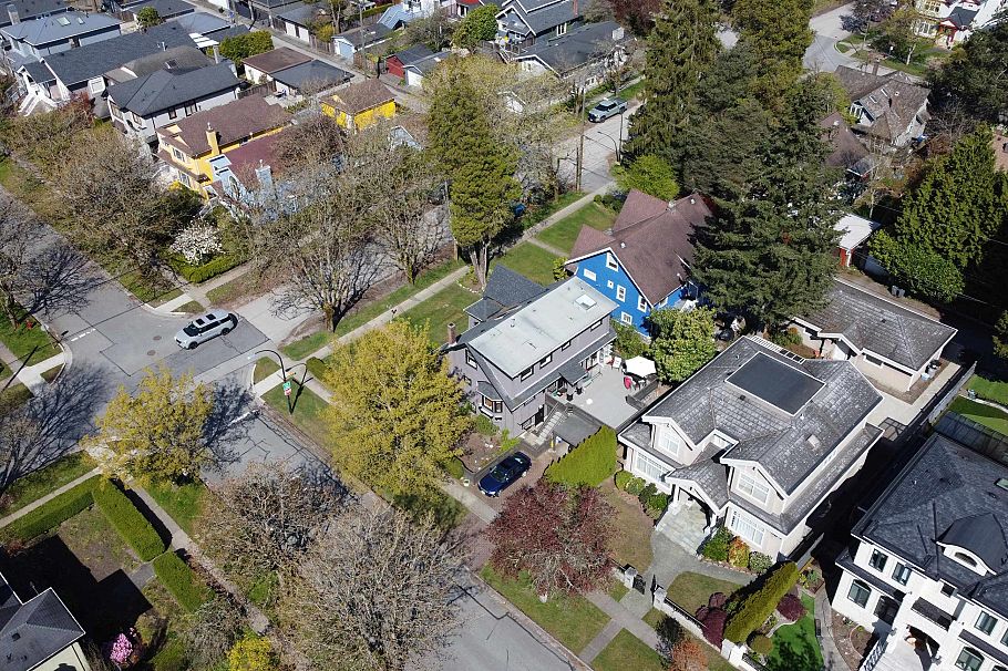 3088 Discovery Street Vancouver, BC - 22