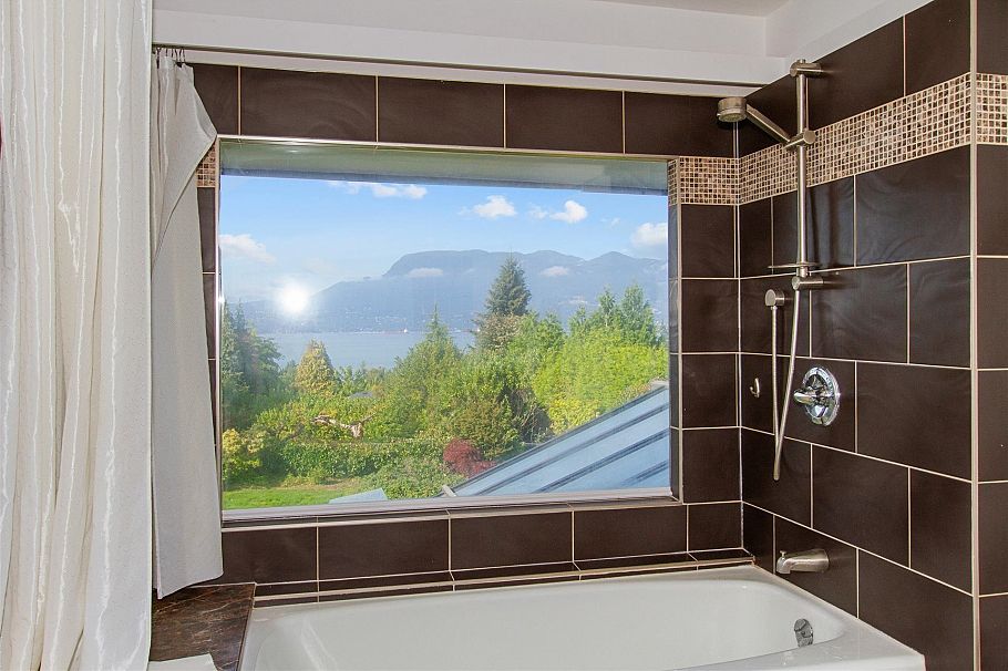 5687 Chancellor Boulevard Vancouver, BC - 18