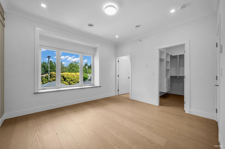 3673 E 48th Avenue Vancouver, BC - 20