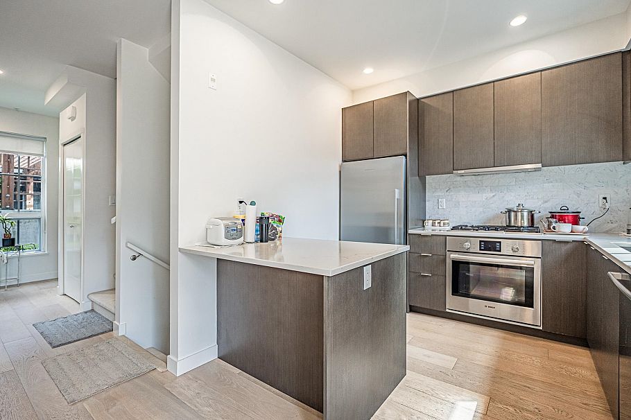 7903 Oak Street Vancouver, BC - 6