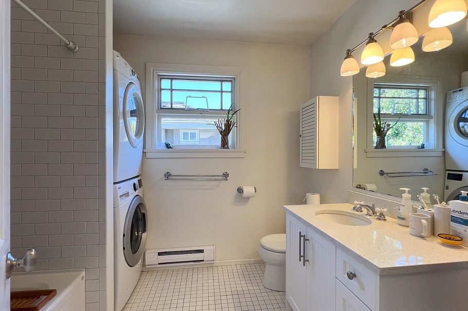 3090 Discovery Street Vancouver, BC - 16