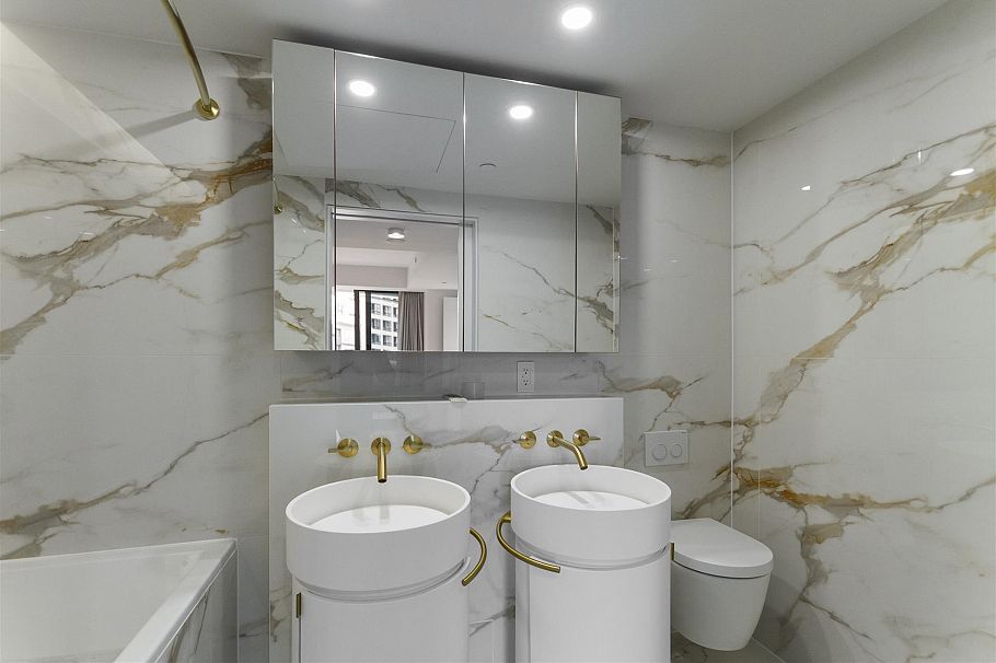 1007 1033 Nelson Street Vancouver, BC - 13