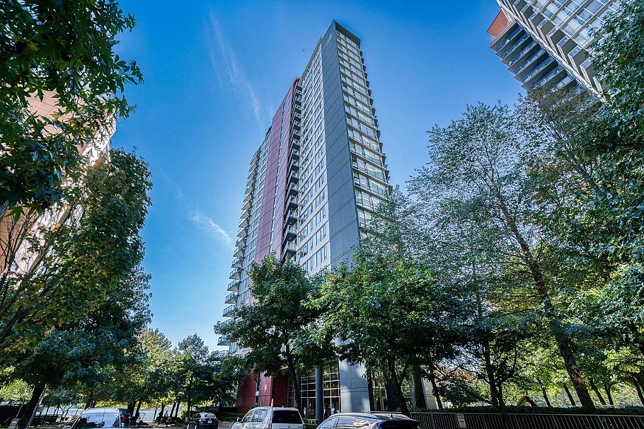 1703 8 Smithe Mews Vancouver, BC - 28