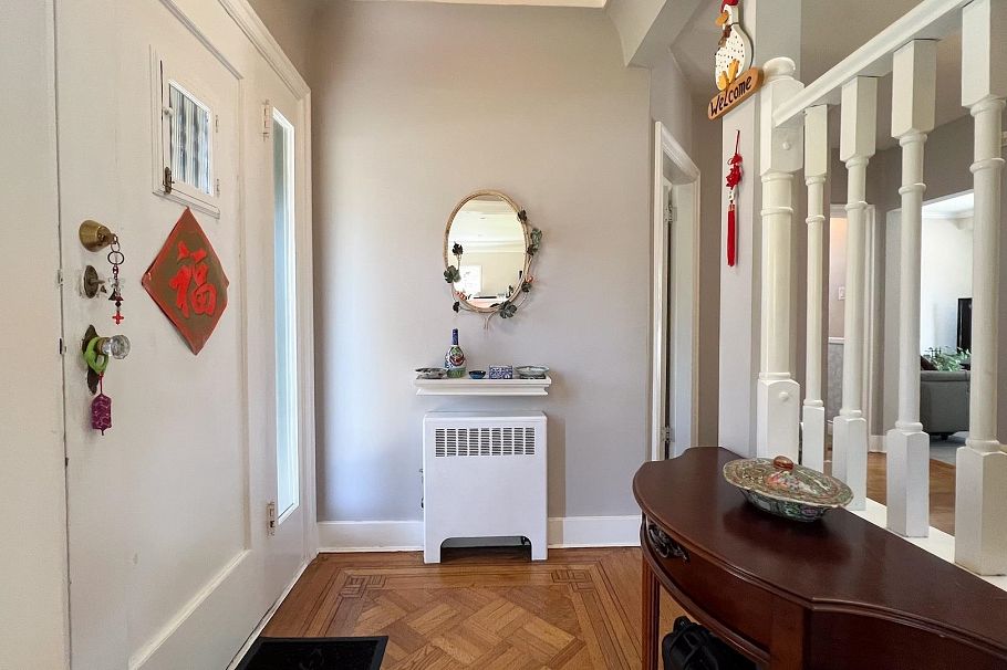 3090 Discovery Street Vancouver, BC - 6