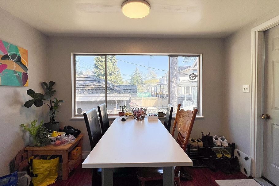 3088 Discovery Street Vancouver, BC - 16