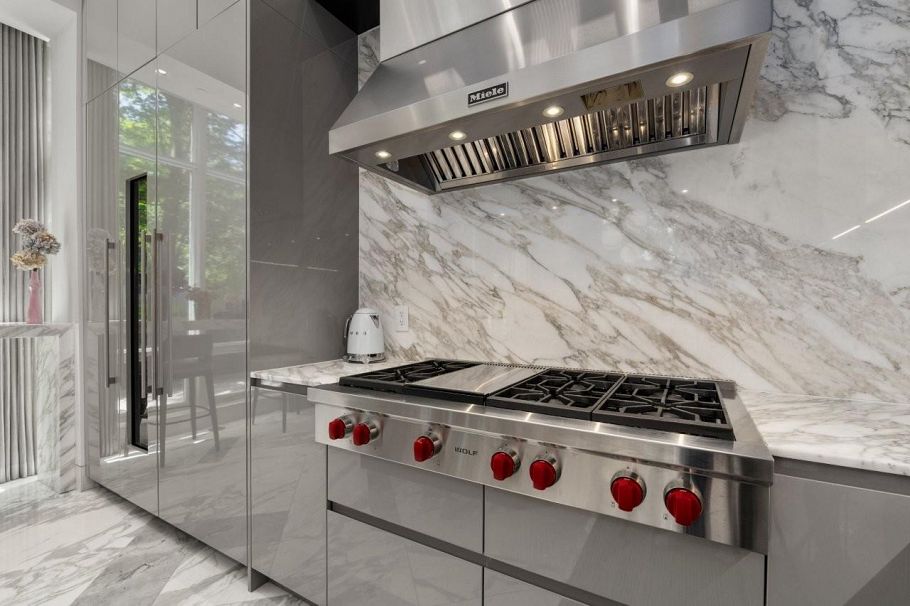 107 323 Jervis Street Vancouver, BC - 11