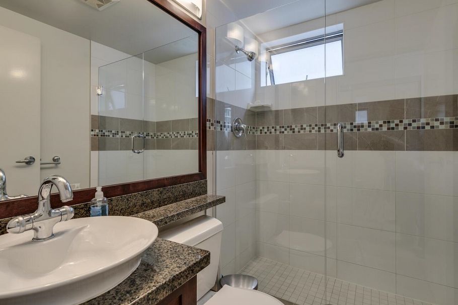 601 1228 W Hastings Street Vancouver, BC - 18